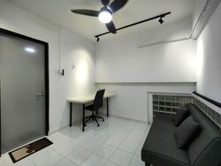 Pine Grove (D21), Condominium #554721721